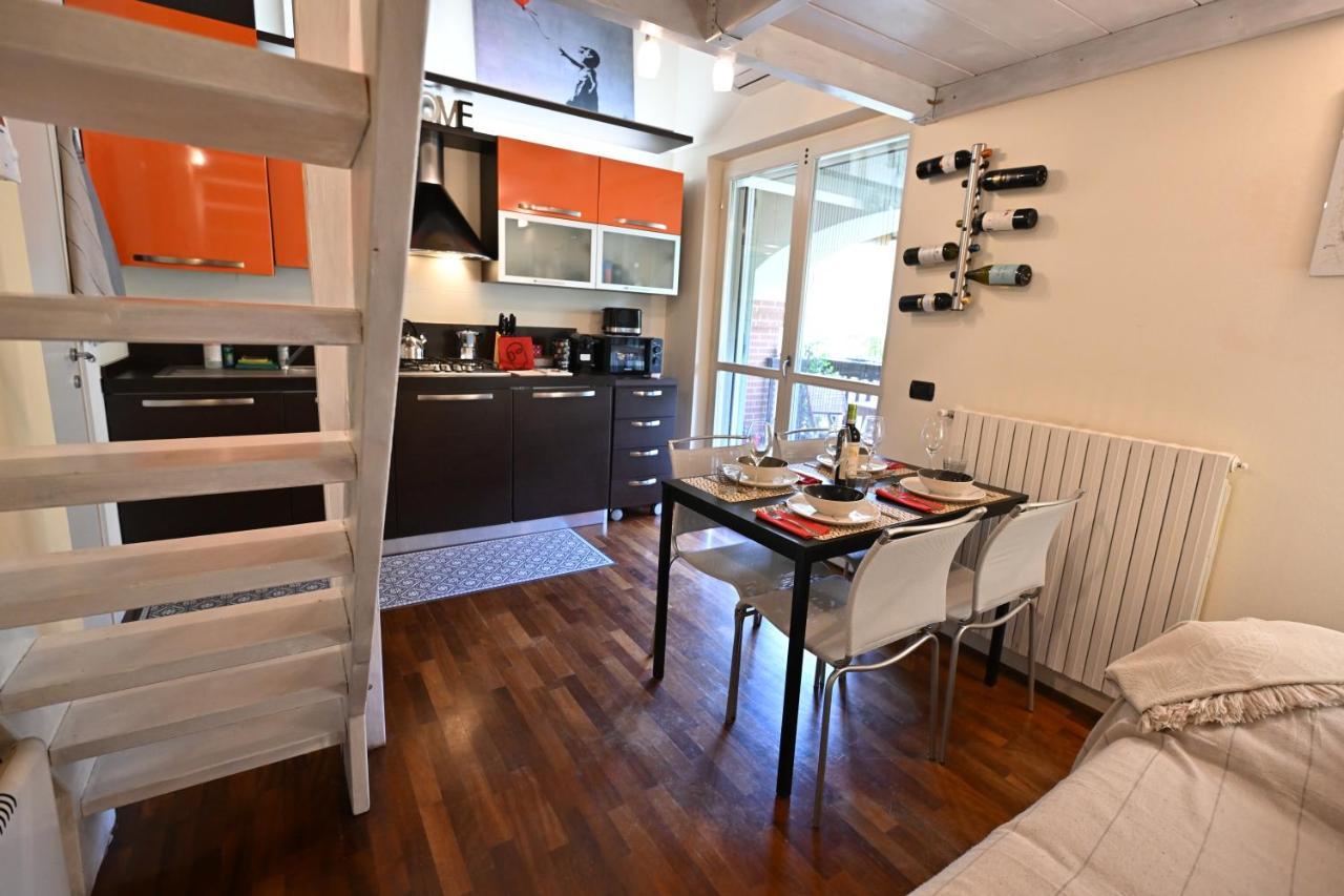 Aura Loving Home Con 4 Posti Letto, Cucina Completa, Terrazzo Ed Un Grande Parco Verde Serravalle d'Asti 外观 照片